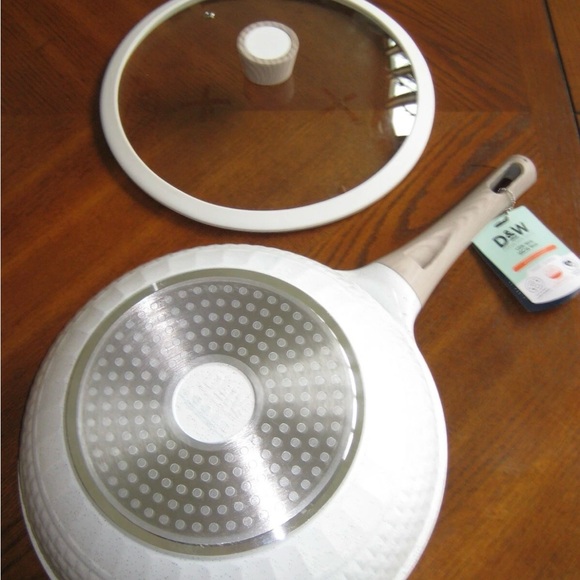 White Ceramic Cookware 12” Wok with Lid - Picture 2 of 5